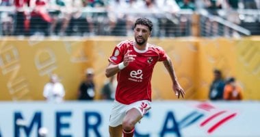 وسام أبو علي يتألق بهاتريك ويقود الأهلي للفوز على بورتو