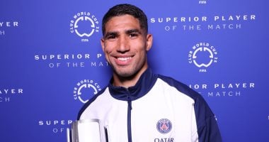حكيمى يتألق ويتوج بلقب أفضل لاعب في مواجهة ساوندرز وPSG