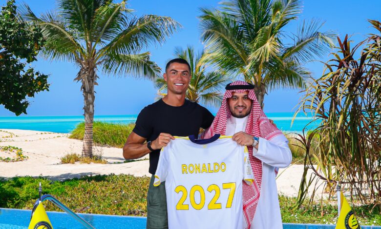 رونالدو يجدد عقده مع النصر حتى 2027